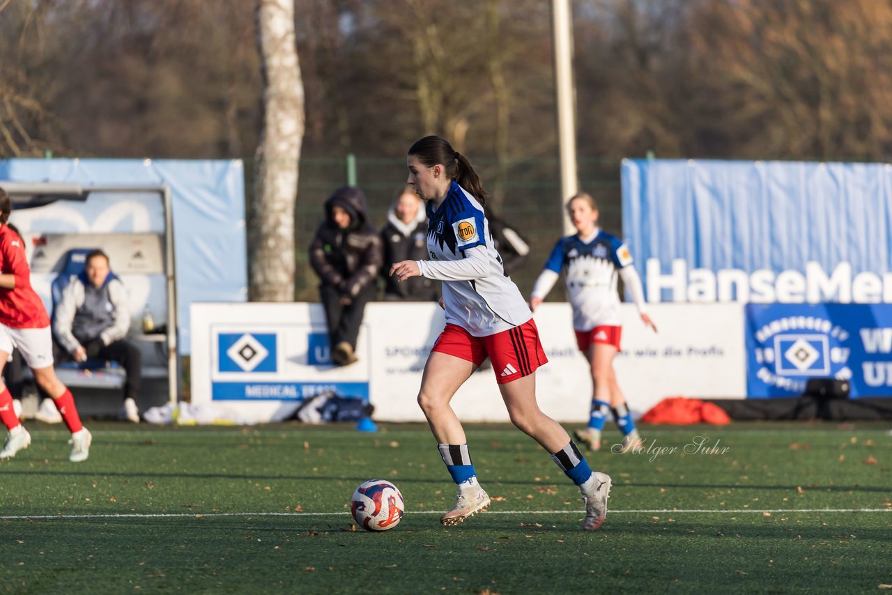 Bild 99 - wBJ Hamburger SV - Holstein Kiel : Ergebnis: 8:0